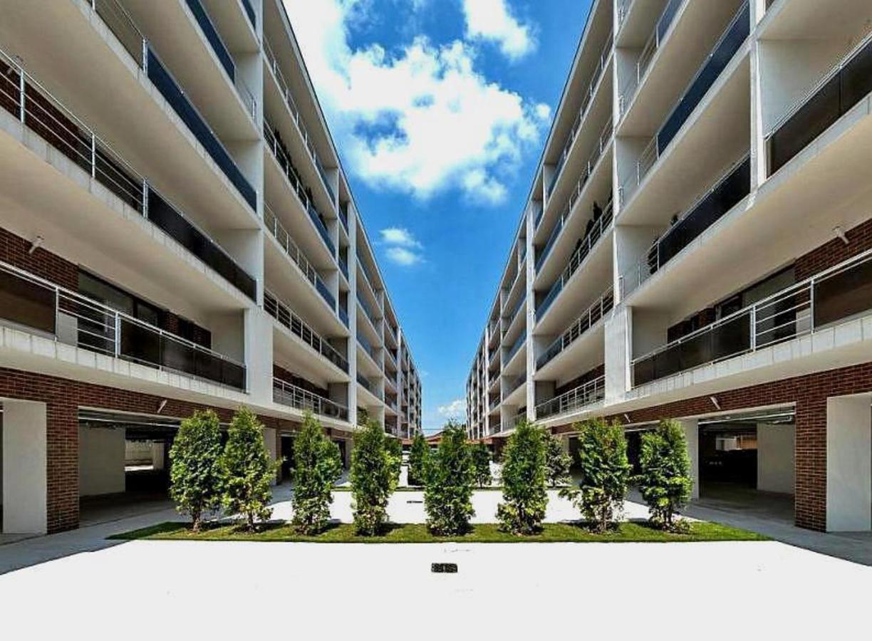 Cozy Park Residences 5 Bucarest Esterno foto