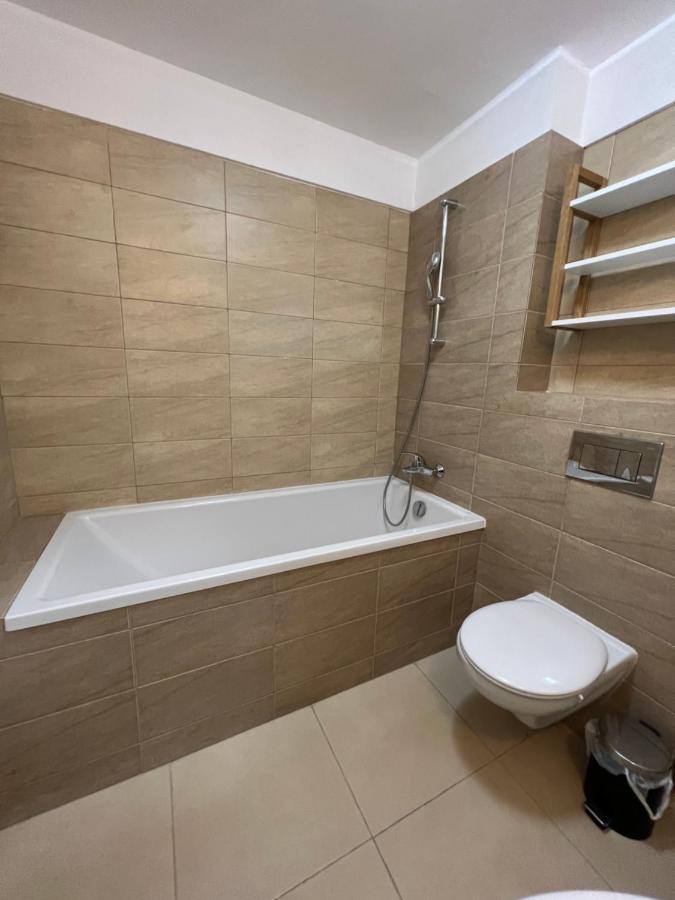 Cozy Park Residences 5 Bucarest Esterno foto