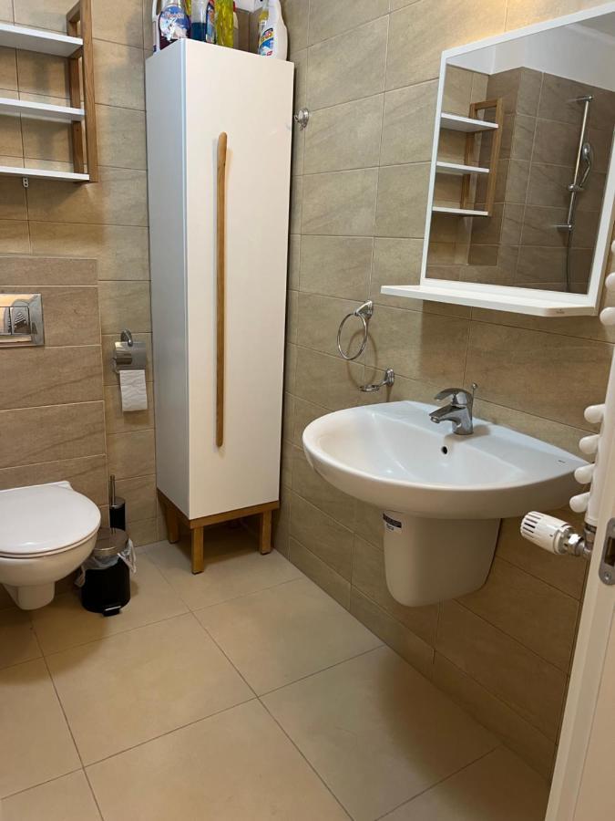 Cozy Park Residences 5 Bucarest Esterno foto