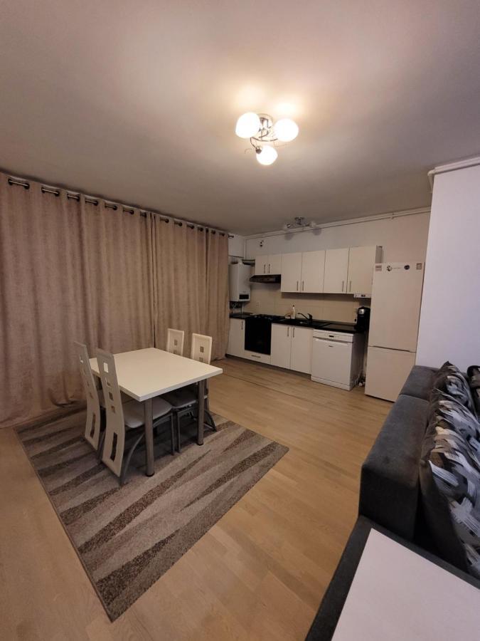 Cozy Park Residences 5 Bucarest Esterno foto